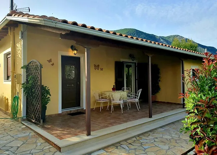 Daglas Summer House Apartament Nydri (Lefkada)